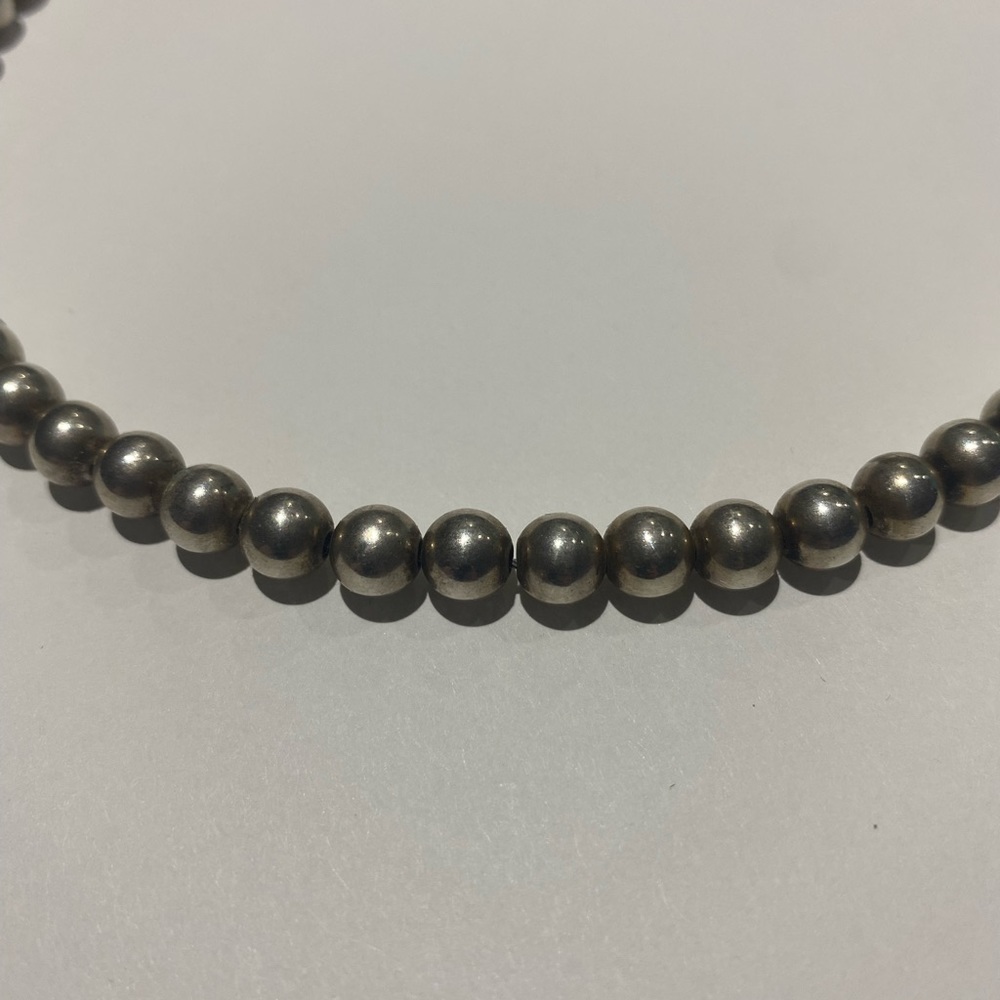 Vintage silver beaded necklace - Picture 2 of 3
